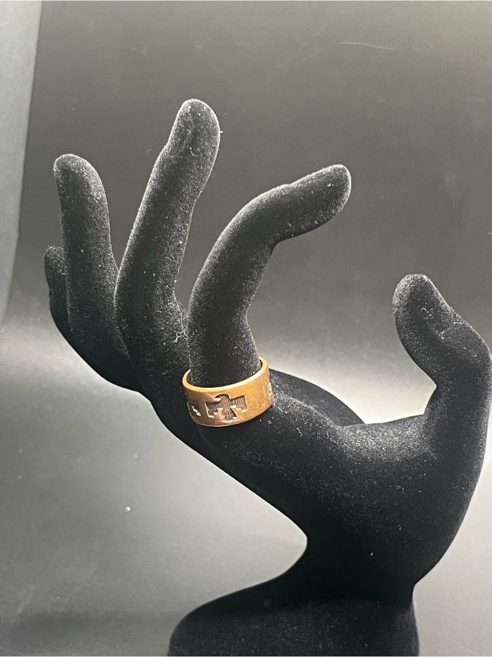 Copper ring marked solid copper inside. Vintage 70’s thunderbird ring - Picture 6 of 7